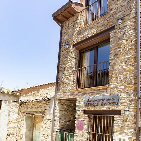 Abuela Benita Hotel Cebreros