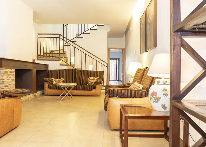 Abuela Benita Hotel Cebreros